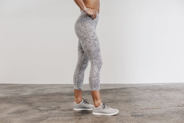 Dámské Punčochové Kalhoty Nobull High-rise Crop (Plush) Bílé Maskáčové | VD2SRV23